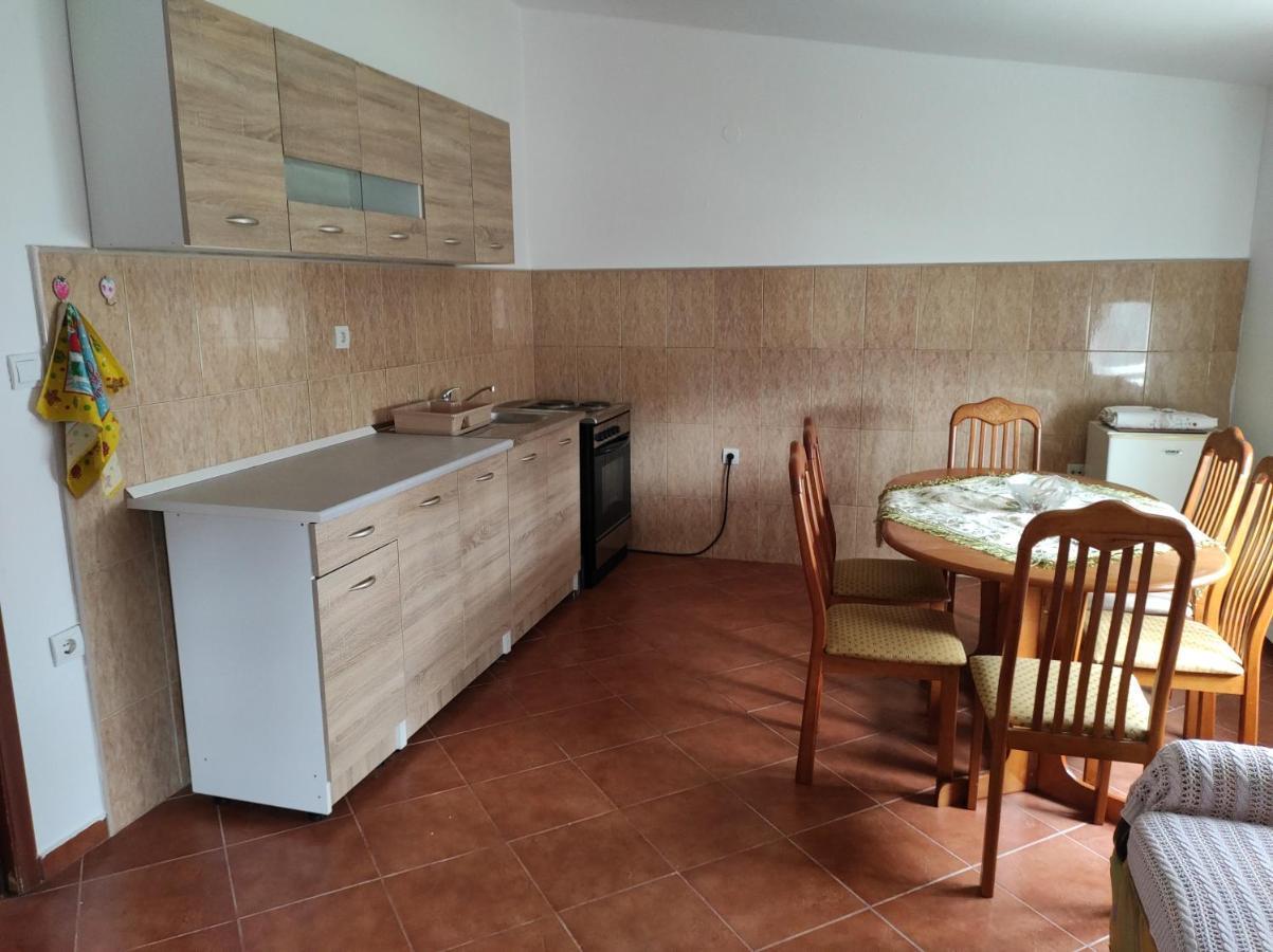 Boki Family Home De Lux Bar Exterior foto